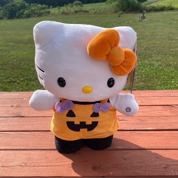 Hello Kitty Pumpkin Side Stepper NEW Plush Halloween Decor Orange Stuffed - Picture 3 of 5